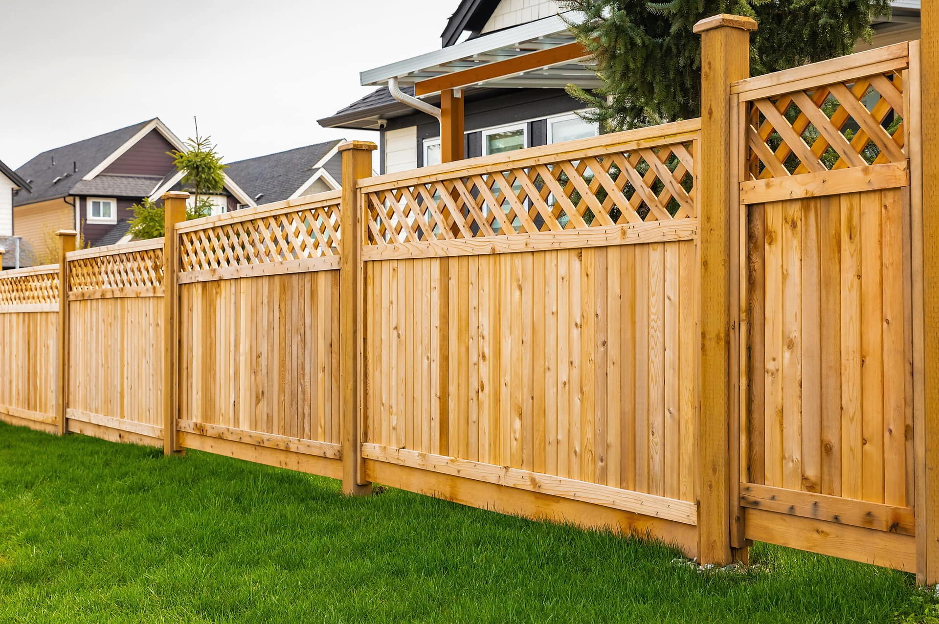 fence built by fence company in Slidell, LA